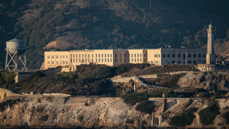 Prison Island – Riesenschildkröten und Geschichte